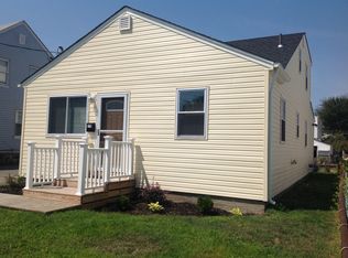 456 Little East Neck Rd S, Babylon, NY 11702