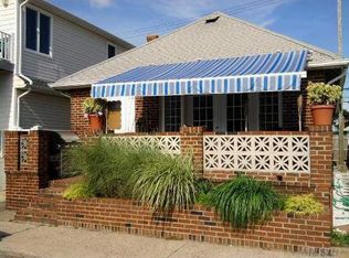 98 Delaware Ave, Long Beach, NY 11561