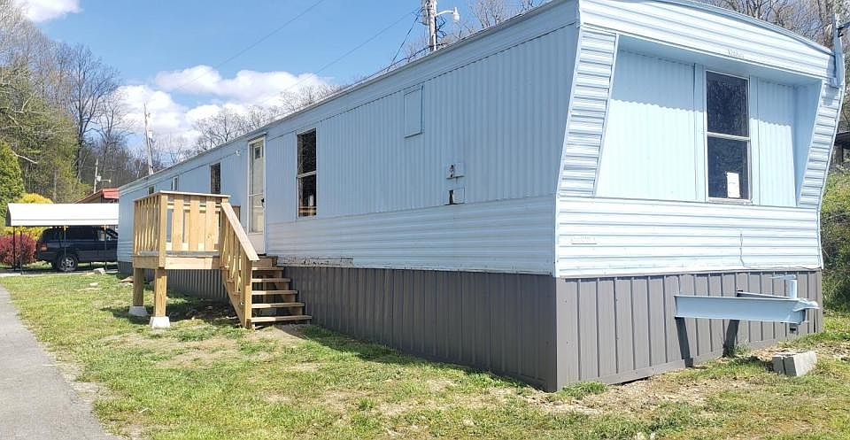 2nd image of 162 Cumberland Pl