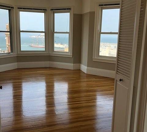 2nd image of 900 Bay St APT 12