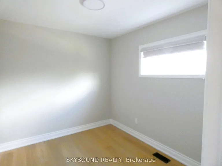 98 Barton St #2 — Photo 15