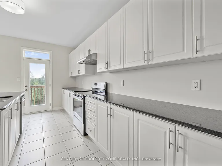 919 Green St — Photo 16