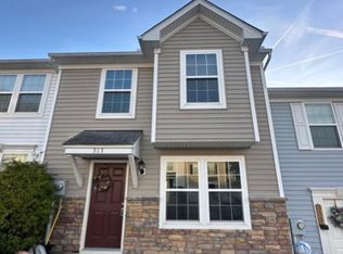 313 Falcon Run, Morgantown, WV 26508