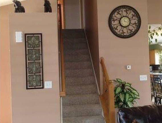 3rd image of 8575 Fernbrook Dr
