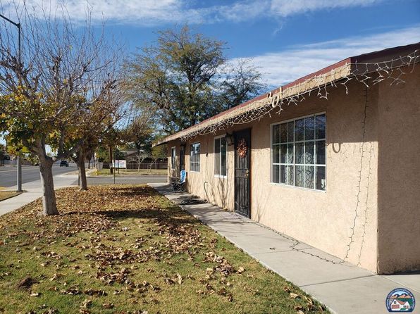 301 E Main St