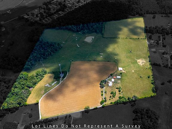 3rd image of 139 Teter Rd
