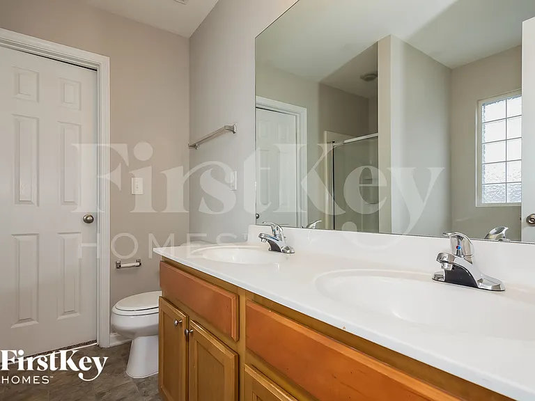 7301 Hidden Creek Dr — Photo 9