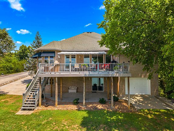 3rd image of 211 Mariners Ln