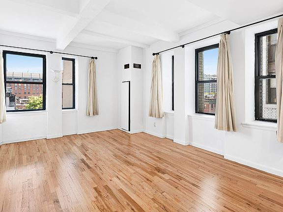 3rd image of 160 Bleecker St APT 7KW