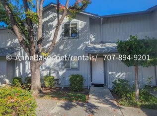 205 Elbridge Ave APT G, Cloverdale, CA 95425