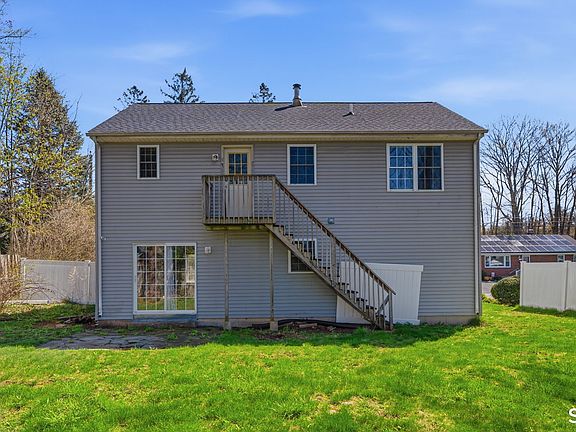 5th image of 84 Hartford Avenue