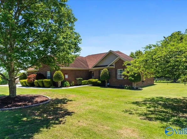 167 Malone Dr, New Market, AL 35761