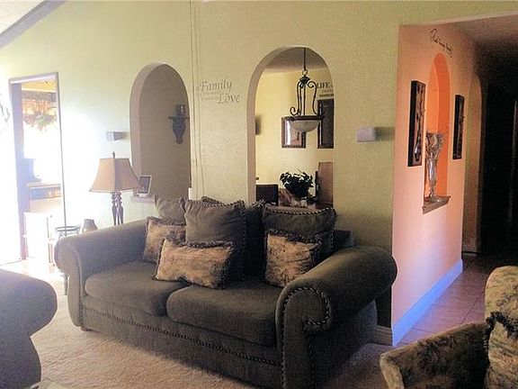 4th image of 4913 Collingwood Dr
