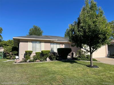 39827 Dorian Dr, Sterling Heights, MI, 48310