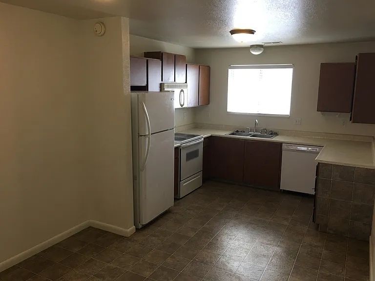 2065 S California Ave #D — Photo 12