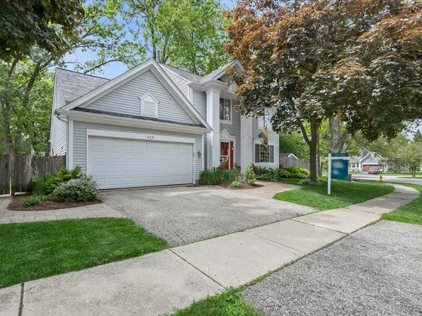 459 Rock Hall Cir, Grayslake, IL 60030