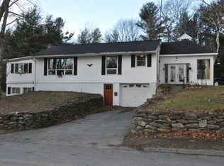 51 Fessenden St, Baldwinville, MA 01436