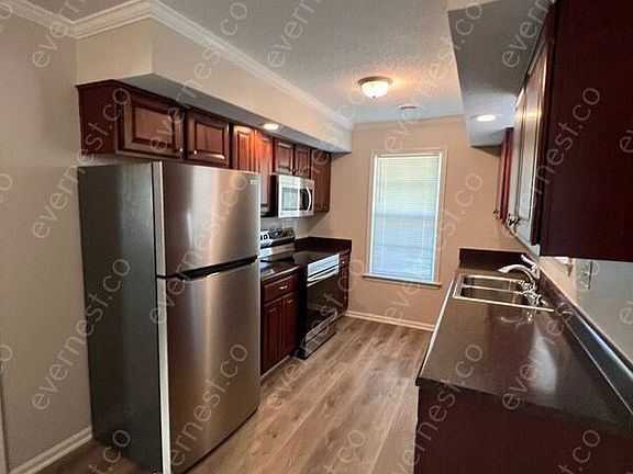 4th image of 7376 Bridgewater Dr