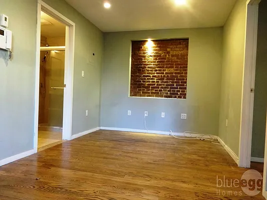 Rented by Blue Egg Realty Corp | media 76