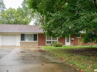 209 W Maple St, Chillicothe, IL 61523