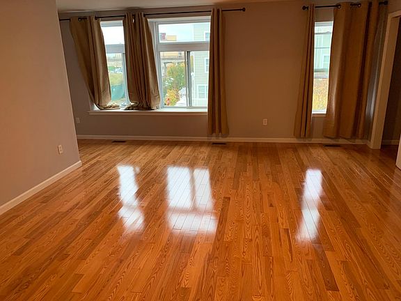 5th image of 192 Sea Grass Ln #A