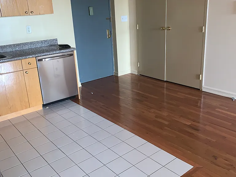 12 Brooklyn Ave #505 — Photo 11