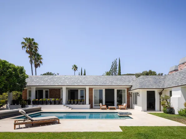 520 Stonewood Dr, Beverly Hills, CA 90210