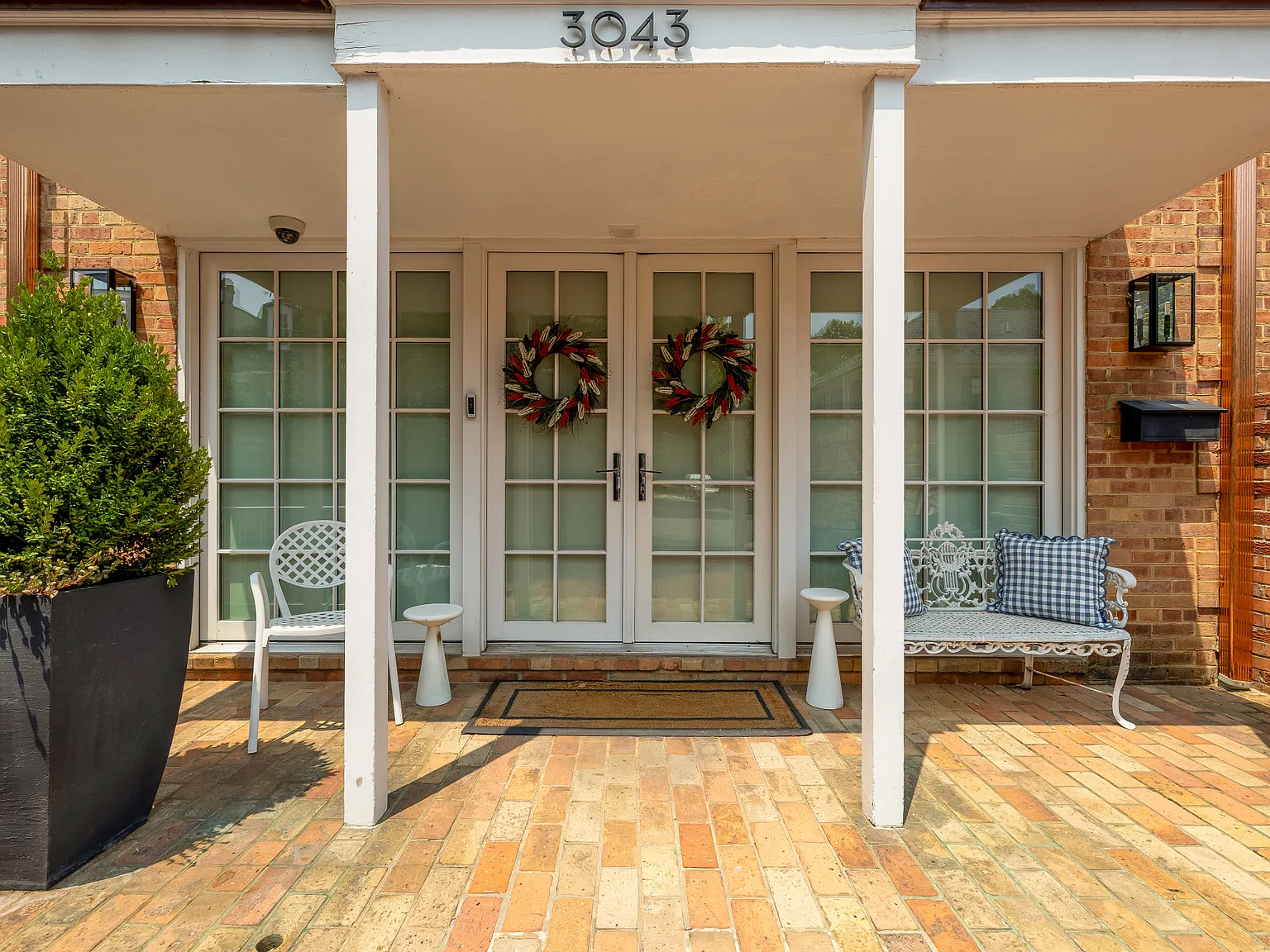 4 bed, 3.5 bath, 2184 sqft, $14,500 — Photo 4