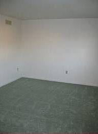4th image of 200 Hickory Dr