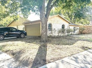 444 Guadalupe Dr, Saginaw, TX 76179