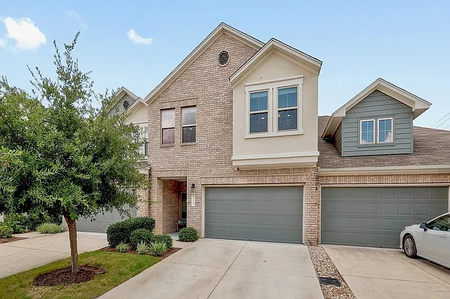 12914 Leatherback Ln — Photo 2