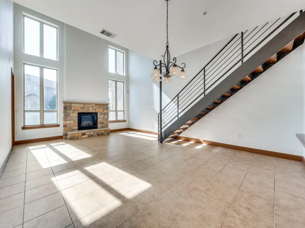 610 Via Ravello #210, Irving, TX 75039
