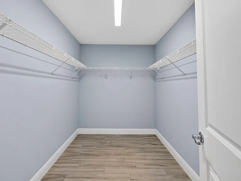 2501 SE Mariposa Ave — Photo 37