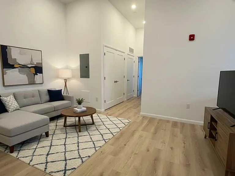 7246 Rising Sun Ave #101 — Photo 4