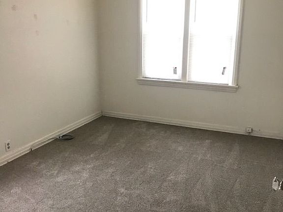 5th image of 317 S Arcade Dr