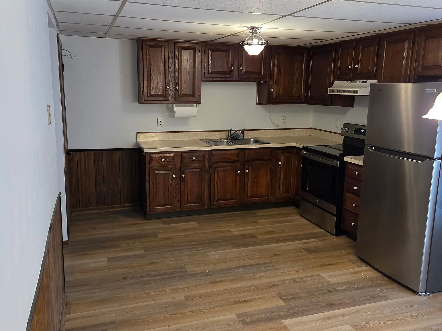 3 bed, 1100 sqft, $1,300 — Photo 4