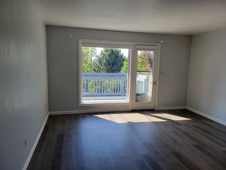 1825 NW 7th St #2 — Photo 14