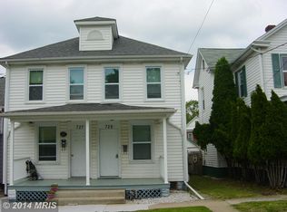 729 E Washington St, Chambersburg, PA 17201