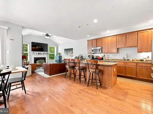 277 Cherry Ln, Kennett Square, PA 19348