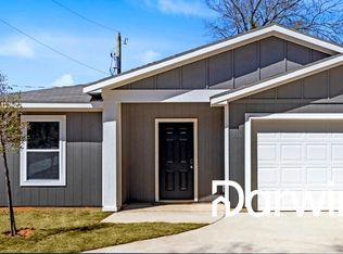 230 Seabreeze Dr, Mabank, TX 75156