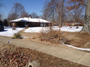 4011 Fern Valley Rd, Louisville, KY 40219