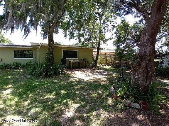 3rd image of 90 Terrace Garden Ave