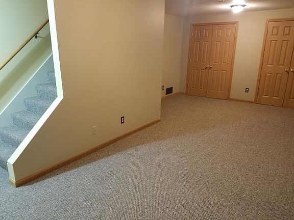 5th image of 714 Smith St