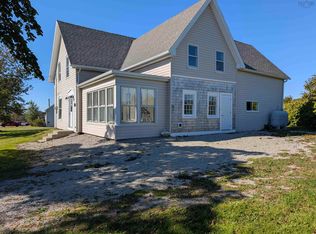 200 Argyle St, Yarmouth, NS B5A 3X3