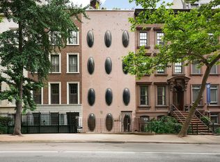 251 E 71st St, New York, NY 10021