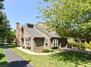 40 H Roxbury Ct, Princeton, NJ 08540