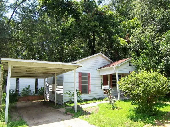530 Penick St, Pineville, LA 71360