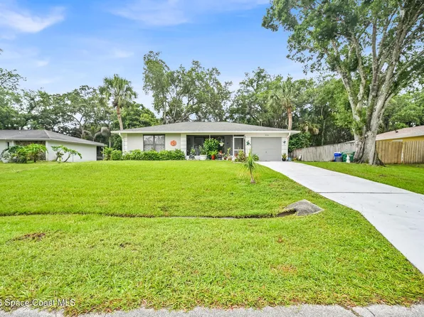932 Starflower Ave, Sebastian, FL 32958