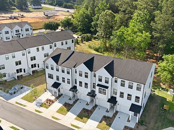 5th image of 3606 Elm Grove Ln