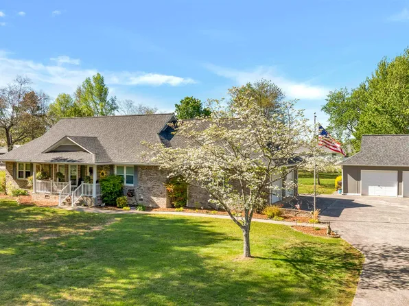 338 Rabbit Run Rd, Rainsville, AL 35986